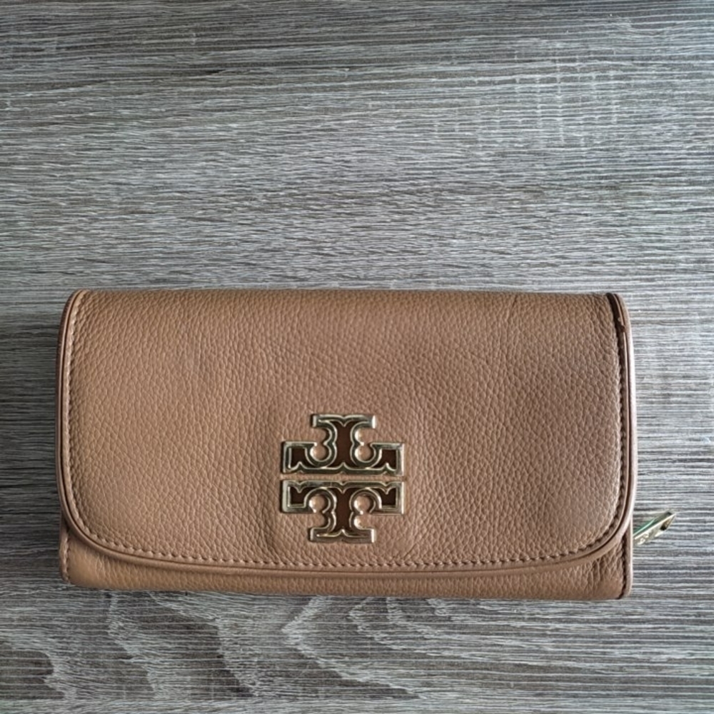 Tory Burch Tan Leather Wallet